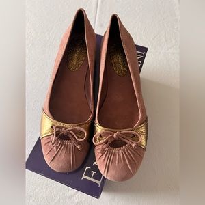 Pink suede ballet flats with bronze leather details by Enzo. Size 8. Unworn.